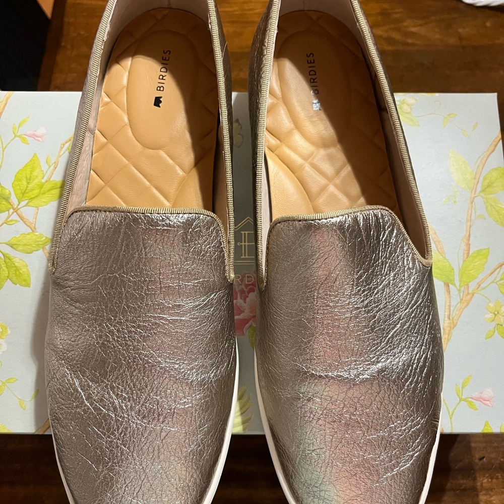 Birdies Metallic Slip-ons with Textured Leather Finish